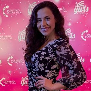 Meet your Posher, Lucia